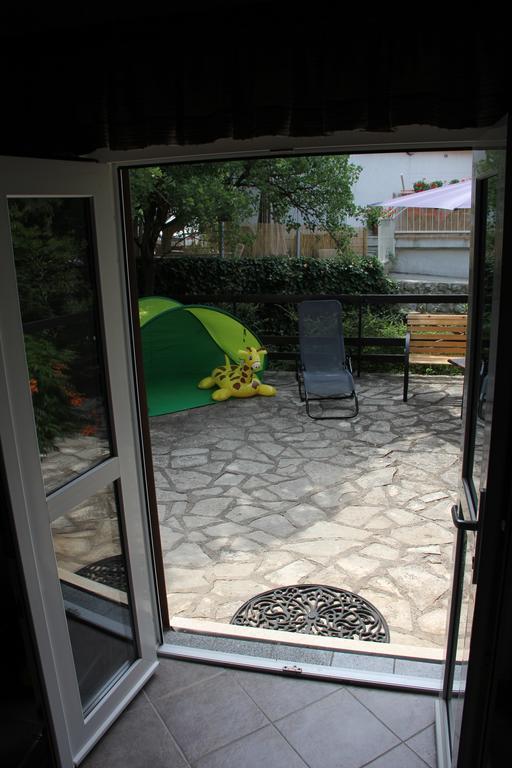 Holiday Home Luznar 클레노비차 외부 사진